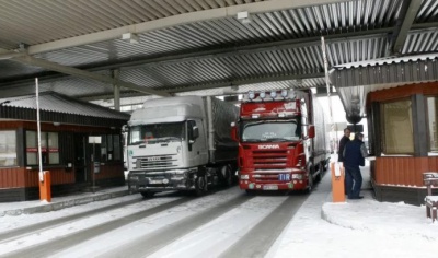 Возобновлены грузовые автоперевозки из Китая